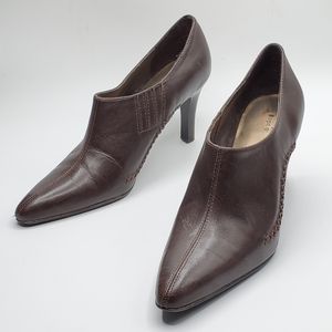 Apt 9 brand brown 3.25" pointy toe heels size 6.5